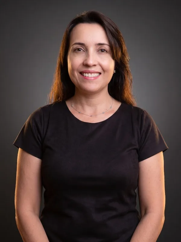 Elizângela Ferreira
